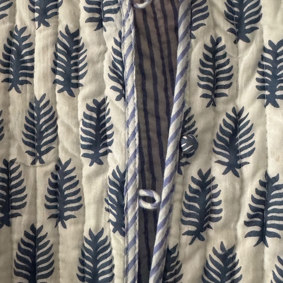 Block print quilted jacket reversible - Picture 3 of 4